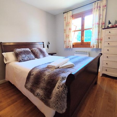 Apartmán Check-In Casas Cumbre De Benasque Eriste Exteriér fotografie
