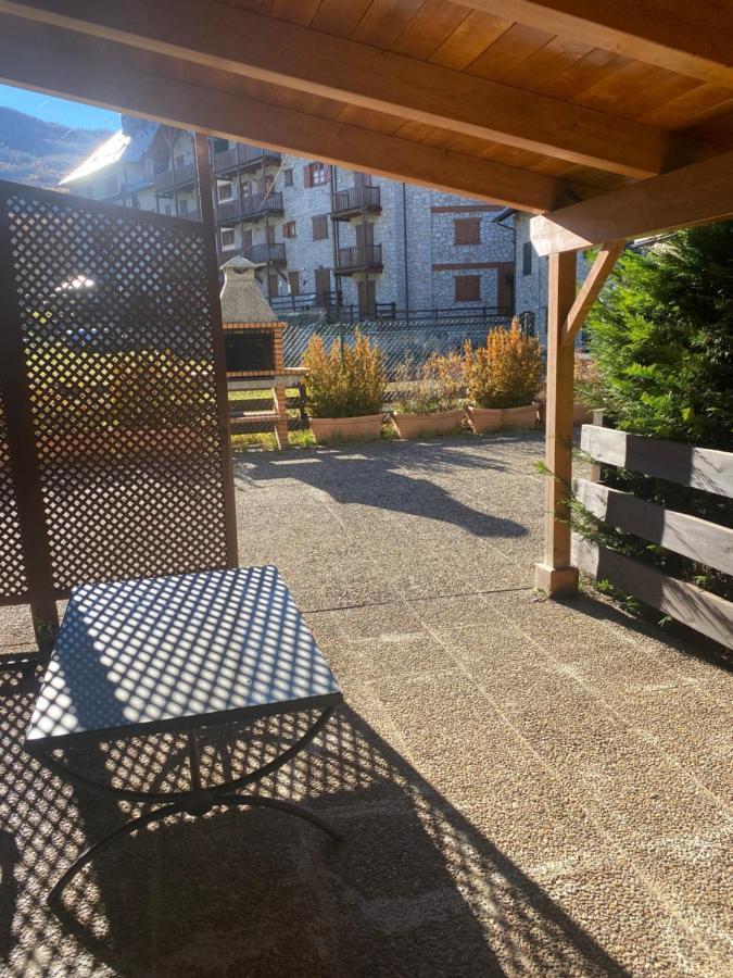 Apartmán Check-In Casas Cumbre De Benasque Eriste Exteriér fotografie
