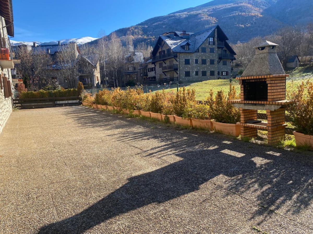 Apartmán Check-In Casas Cumbre De Benasque Eriste Exteriér fotografie