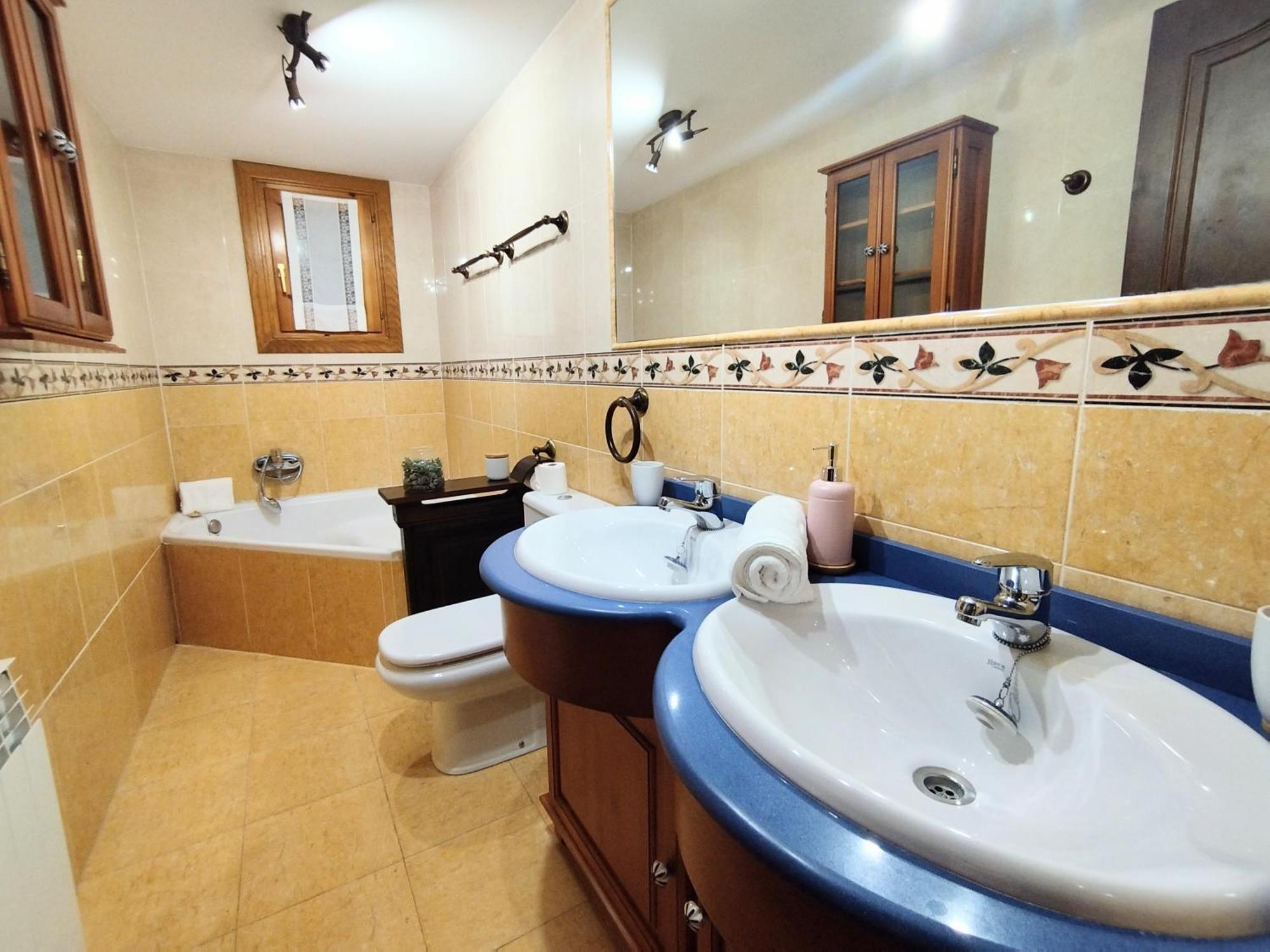Apartmán Check-In Casas Cumbre De Benasque Eriste Exteriér fotografie